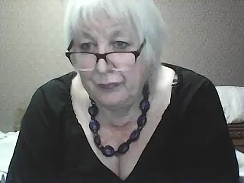 Alexia64231 online show from 09.10.25