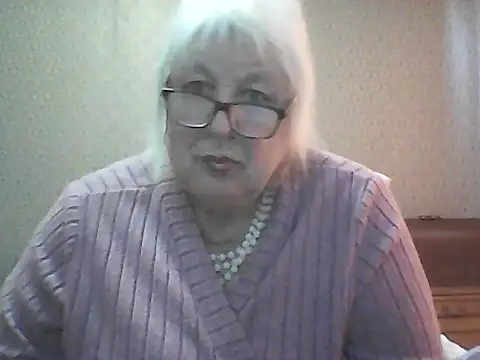 Alexia64231 online show from 09.29.25