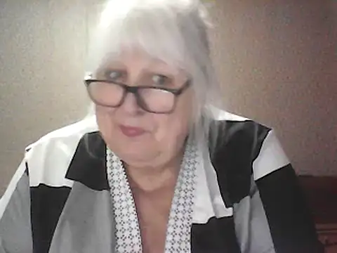 Alexia64231 online show from 04.24.26