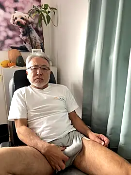 gholly2007 online show from 11.13.25