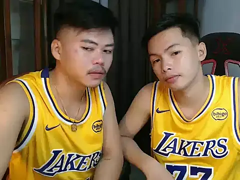 hot emman online show from 09.26.25