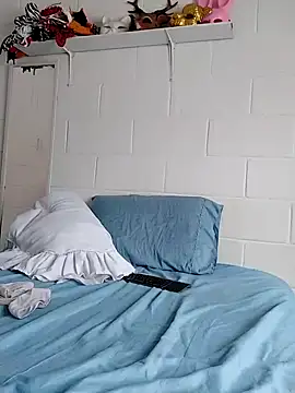 oxxy jean online show from 03.05.26