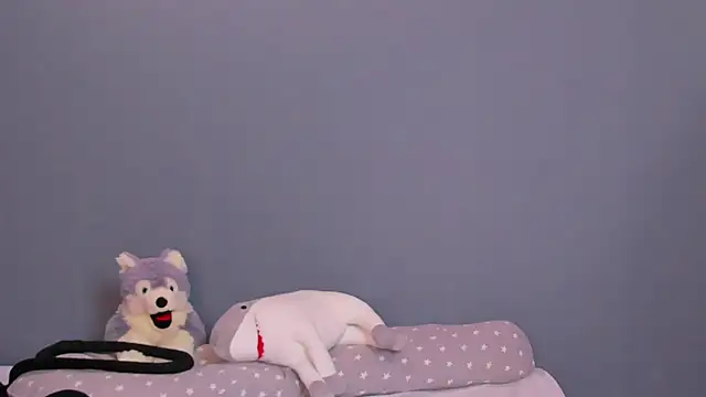 Lillie Berry online show from 04.15.26