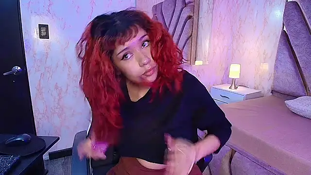 Snapshot of redd_pandaa chatting on 02.05.26 redd pandaa online show from 02.05.26