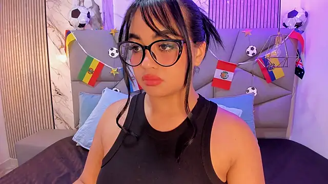 Snapshot of Tatihornyy chatting on 06.30.26 Tatihornyy online show from 06.30.26