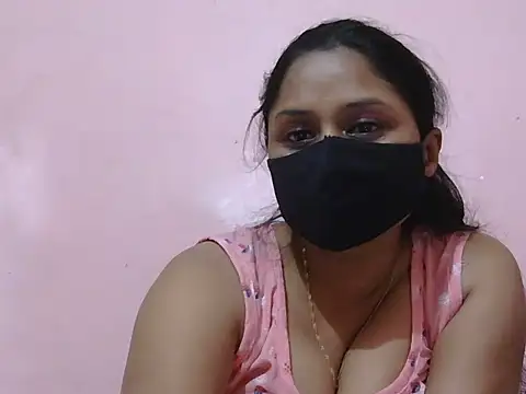 Snapshot of itsabika chatting on 02.11.26 itsabika online show from 02.11.26