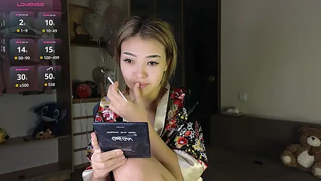 Snapshot of kyoso_hin chatting on 09.11.25 kyoso hin online show from 09.11.25