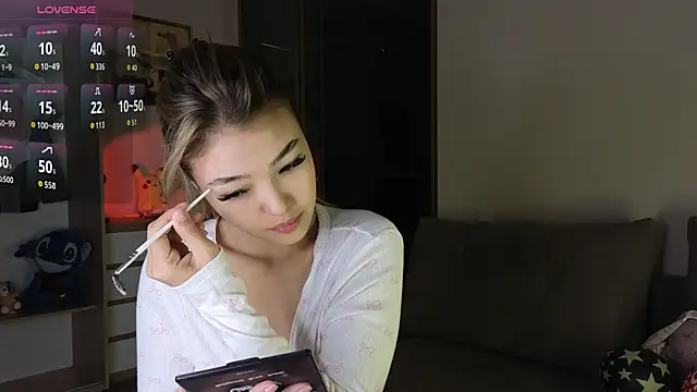 Snapshot of kyoso_hin chatting on 10.08.25 kyoso hin online show from 10.08.25