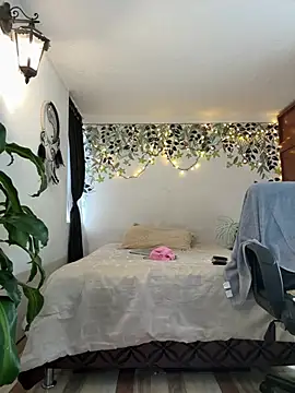 Oliver 11Ed online show from 03.30.26