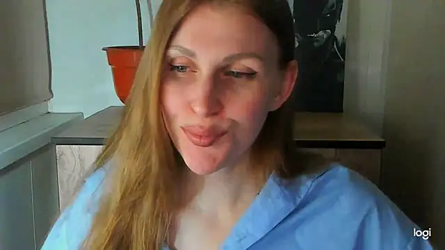 JuliaMuuun online show from 07.17.26
