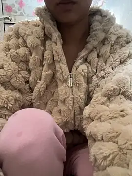 Snapshot of Sandhya_77 chatting on 11.11.25 Sandhya 77 online show from 11.11.25