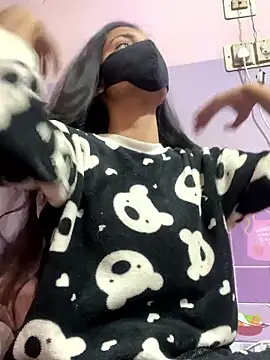 Snapshot of Sandhya_77 chatting on 01.11.26 Sandhya 77 online show from 01.11.26