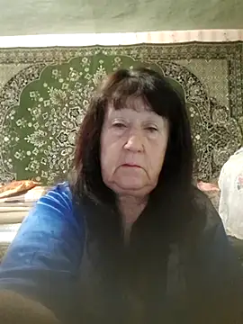 CrystalLime6411 online show from 11.11.25