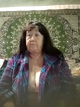 CrystalLime6411 online show from 11.25.25