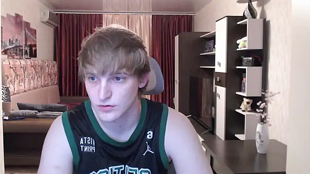 Snapshot of Playersuperstar chatting on 10.12.25 Playersuperstar online show from 10.12.25