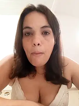 Bellapotencia1985 online show from 12.14.25