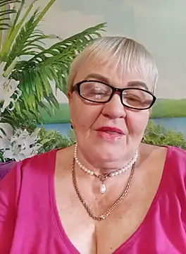 VioletSweet5566 online show from 10.10.25