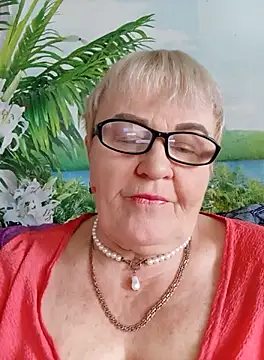 VioletSweet5566 online show from 10.12.25