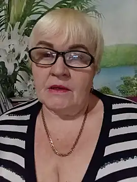 VioletSweet5566 online show from 11.18.25