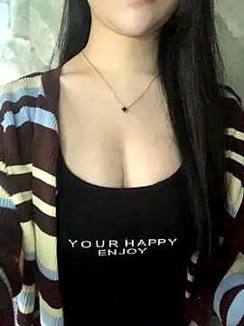 Snapshot of Lyly11 chatting on 11.14.25 Lyly11 online show from 11.14.25