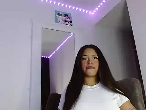 reina reina online show from 09.25.25