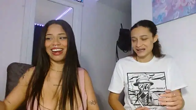 reina reina online show from 04.25.26