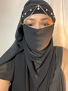 Amyraa  online show from 11.14.25