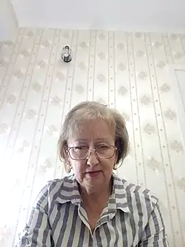 AlikaSwan5821 online show from 11.16.25