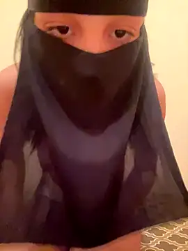 Snapshot of enjisexy chatting on 10.26.25 enjisexy online show from 10.26.25