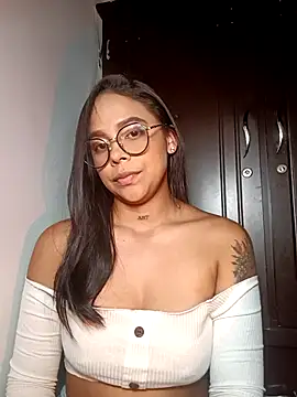 linda698049 online show from 10.06.25