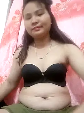 Heulwen-22 online show from 11.05.25