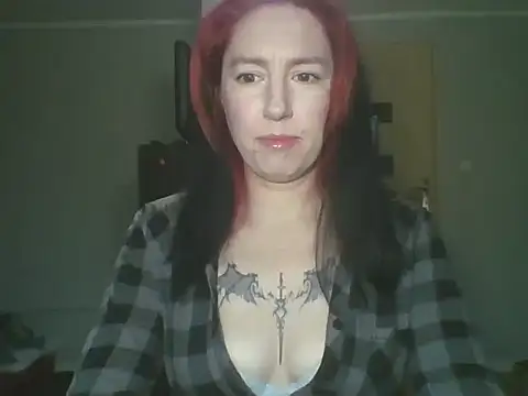Snapshot of JudyFetish chatting on 10.08.25 JudyFetish online show from 10.08.25