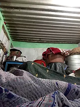 MISS LOVE 001 online show from 01.12.26