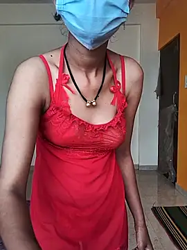 Shivani2002 online show from 11.12.25