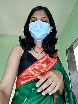 Shivani2002 online show from 03.22.26