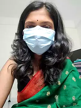 Shivani2002 online show from 04.07.26