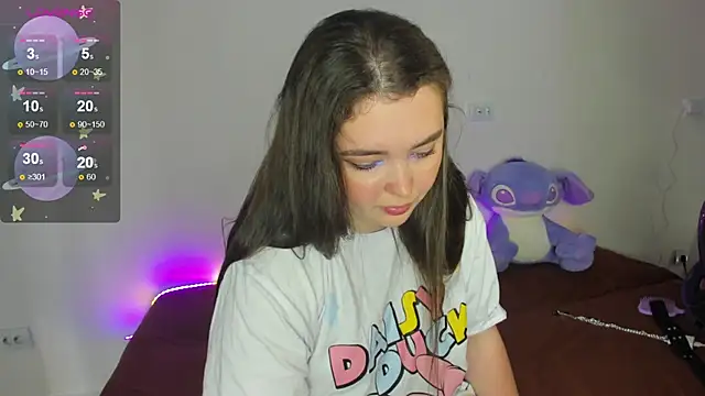 Alice next door online show from 09.21.25