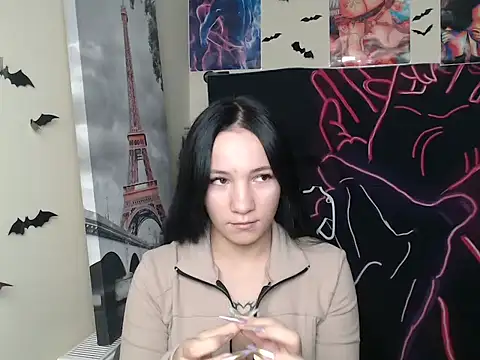 Em7MaA online show from 11.05.25