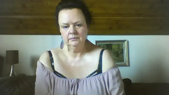 TiffanyMature online show from 09.16.25