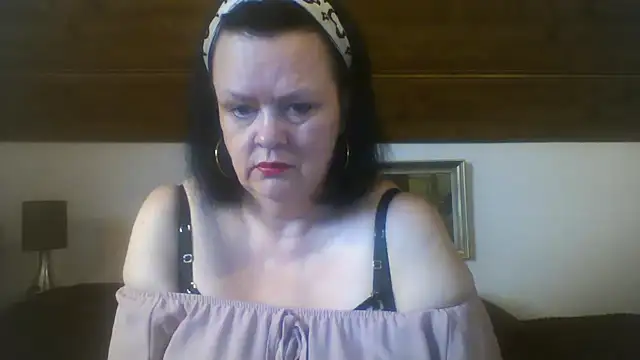 TiffanyMature online show from 09.22.25