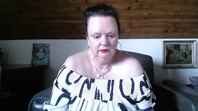 TiffanyMature online show from 05.24.26