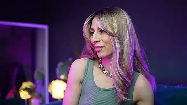 Snapshot of RubyRosa chatting on 02.27.26 RubyRosa online show from 02.27.26