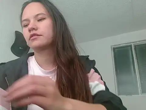 Snapshot of yarafuckass chatting on 04.16.26 yarafuckass online show from 04.16.26