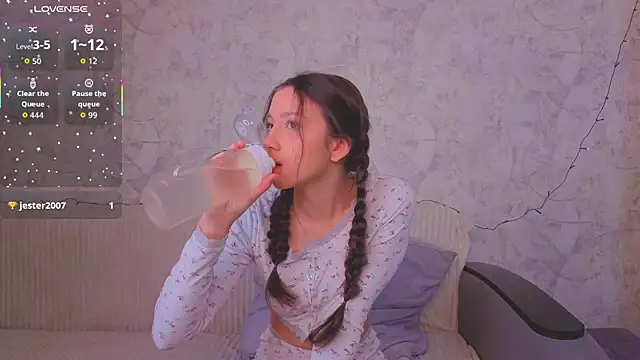 GiseleLamos online show from 12.18.25