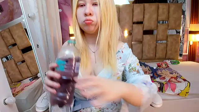 Melody Lolii online show from 01.13.26