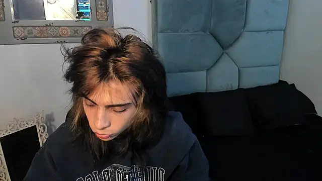 Snapshot of Dereck_Manson chatting on 11.10.25 Dereck Manson online show from 11.10.25