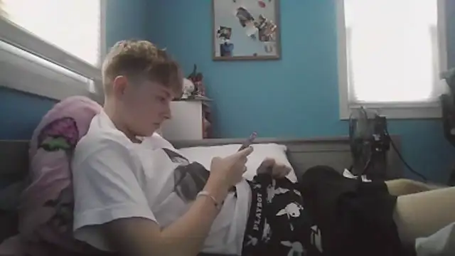 Liam axel35 online show from 11.15.25