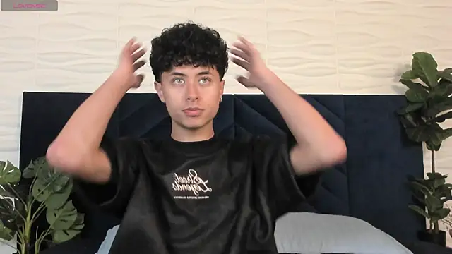 NoahDupont online show from 10.05.25