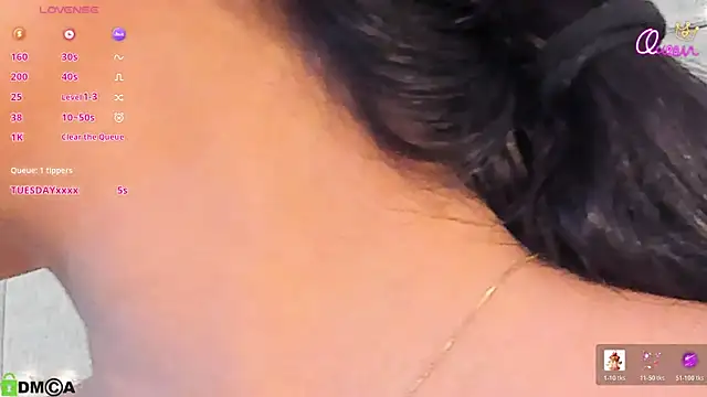 VioletHilton online show from 02.26.26