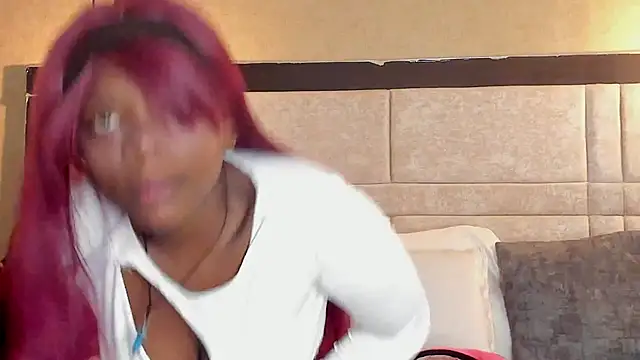 OliviaGarciaa online show from 11.18.25